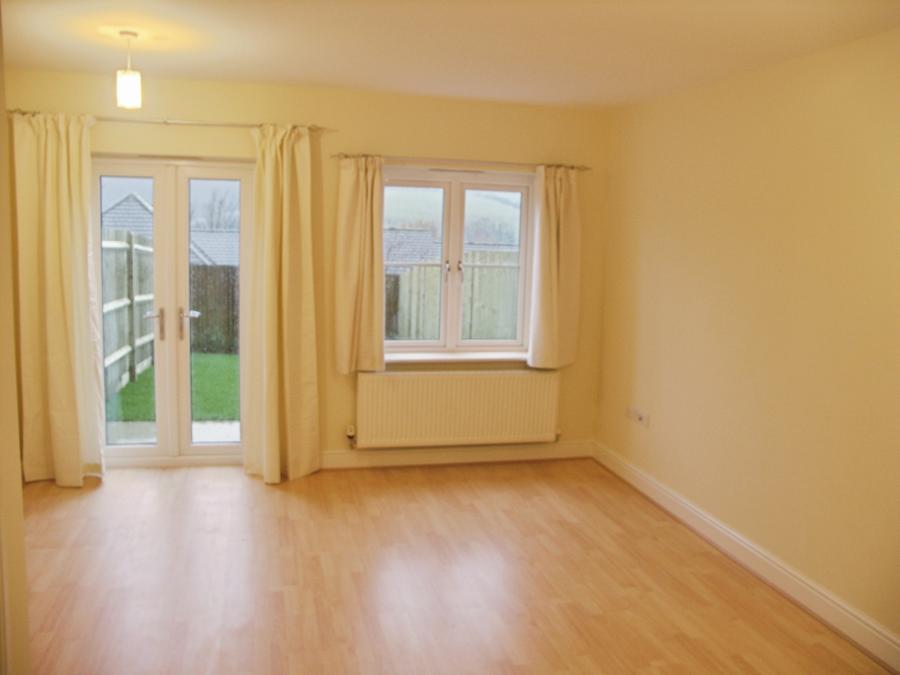 House Apple Tree Close in Loudwater