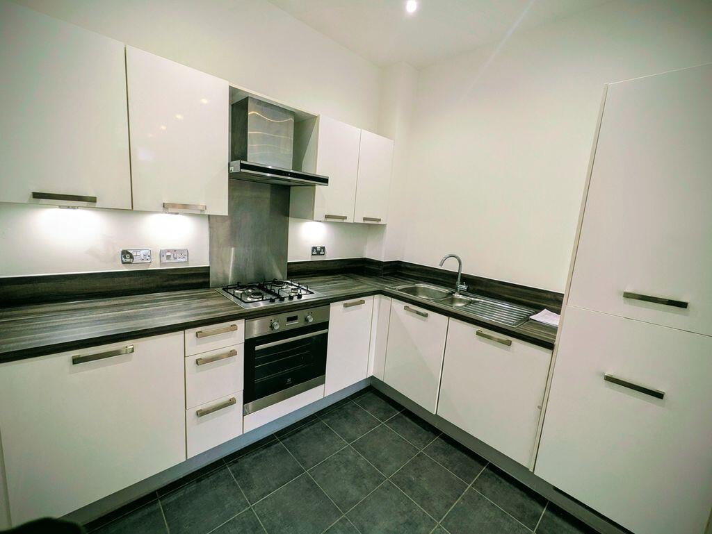 Flat Culverley Road in London