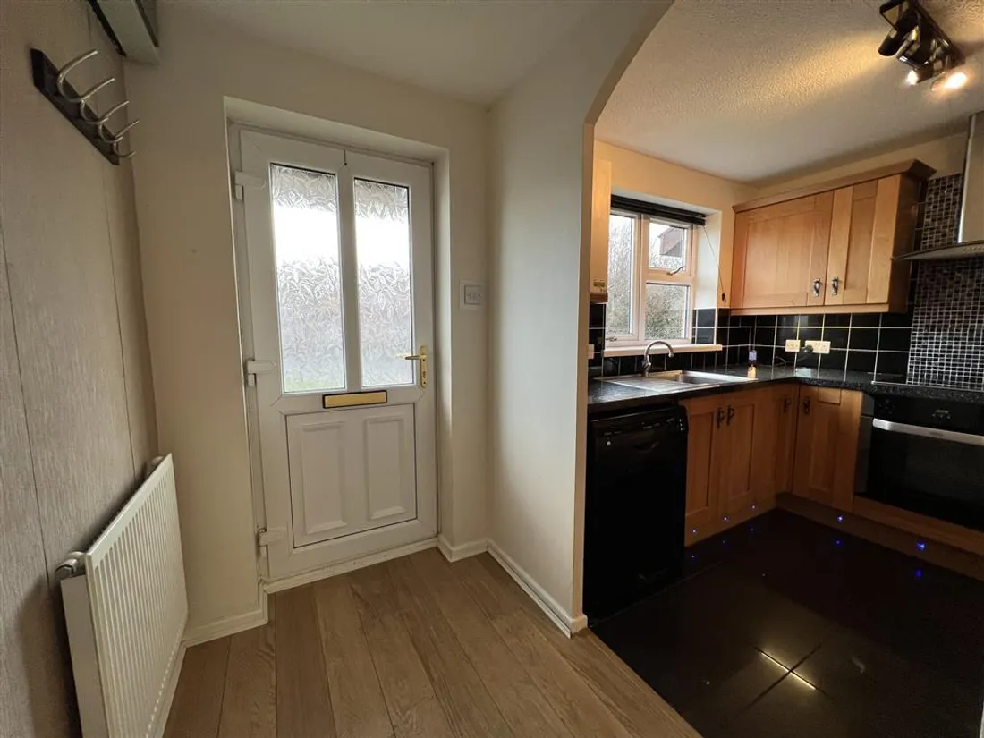 House Ffordd y Gamlas in Gowerton
