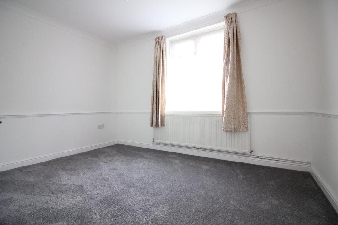 House Dorset Waye in Greater London