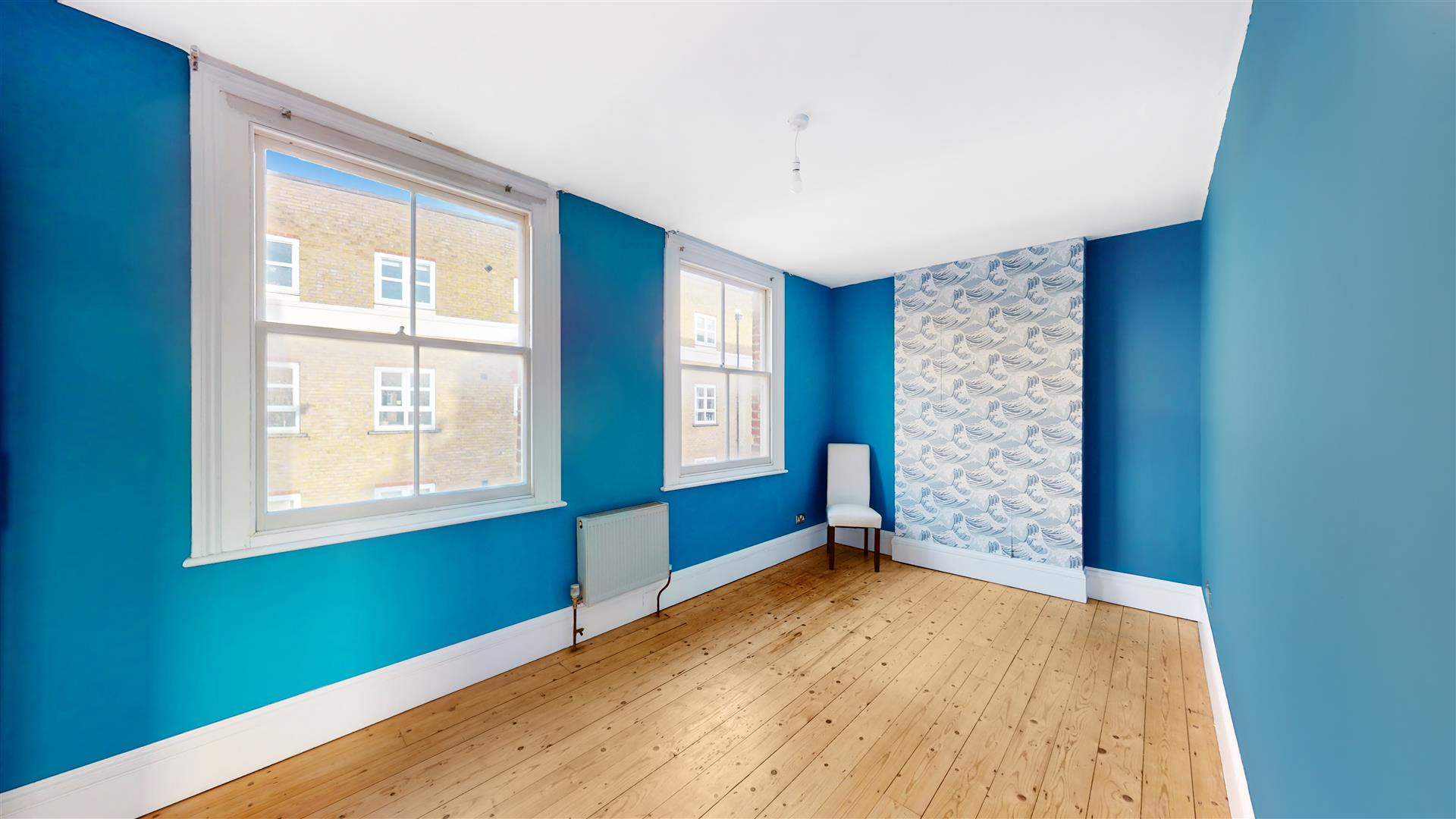 Flat Pedley Street in Greater London