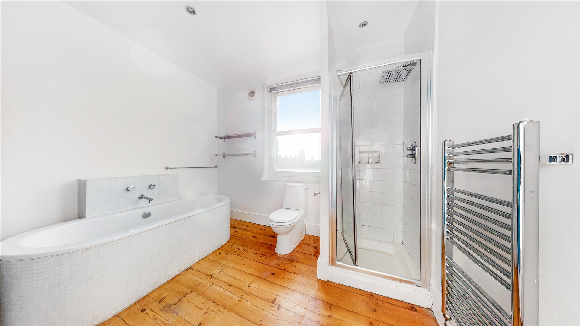 Flat Pedley Street in Greater London