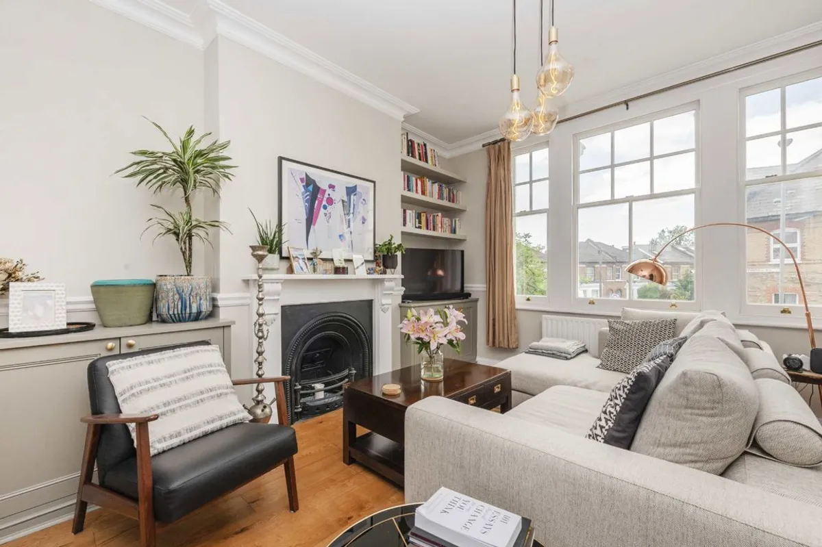 Flat Cavendish Road in Greater London