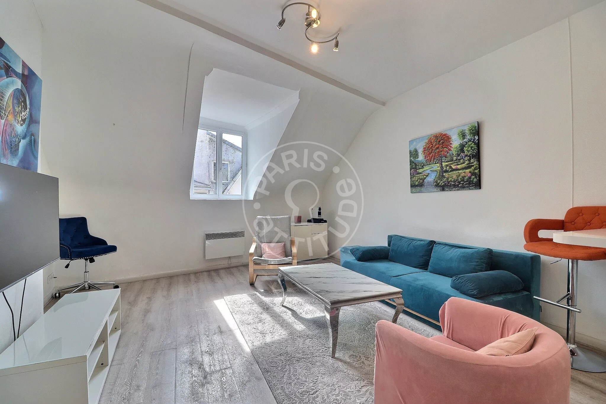 Flat Rue Courtalon in Paris