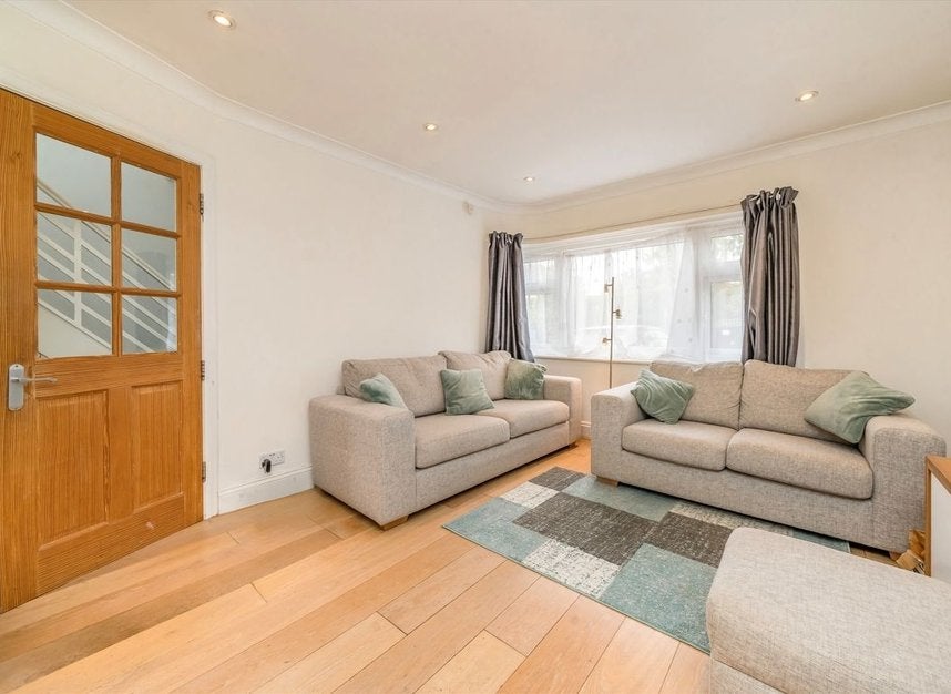 House Downing Drive in Greater London