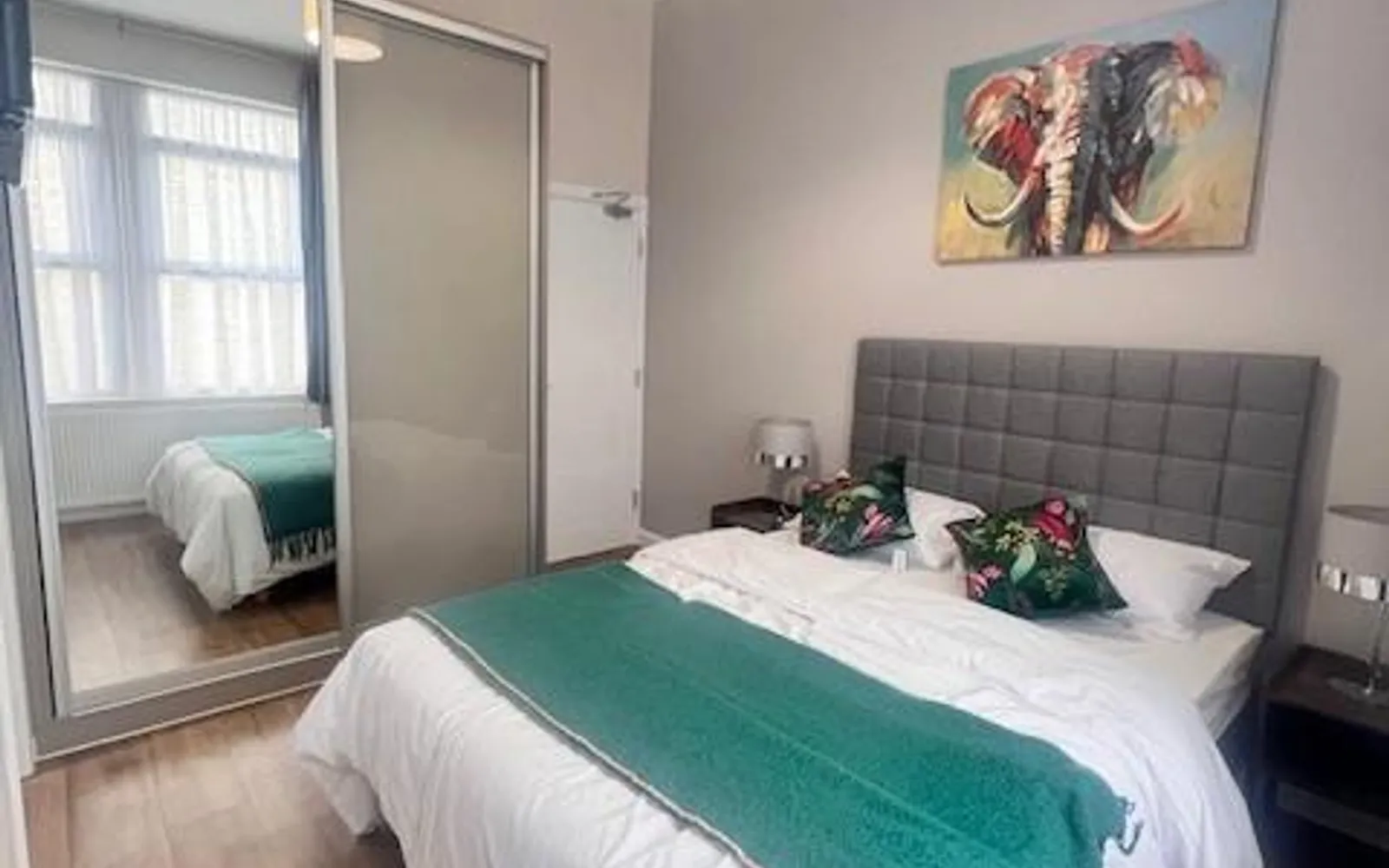 Room Ballards Lane in Greater London