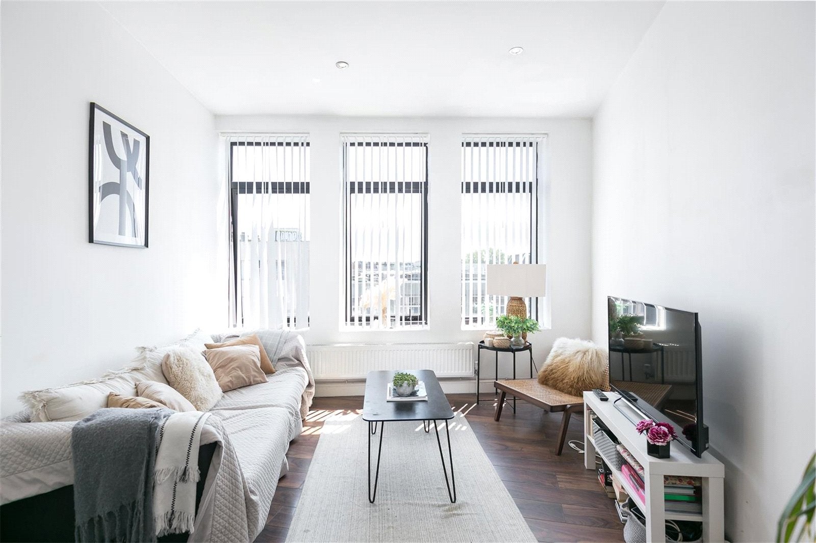 Flat Balham High Road in Greater London