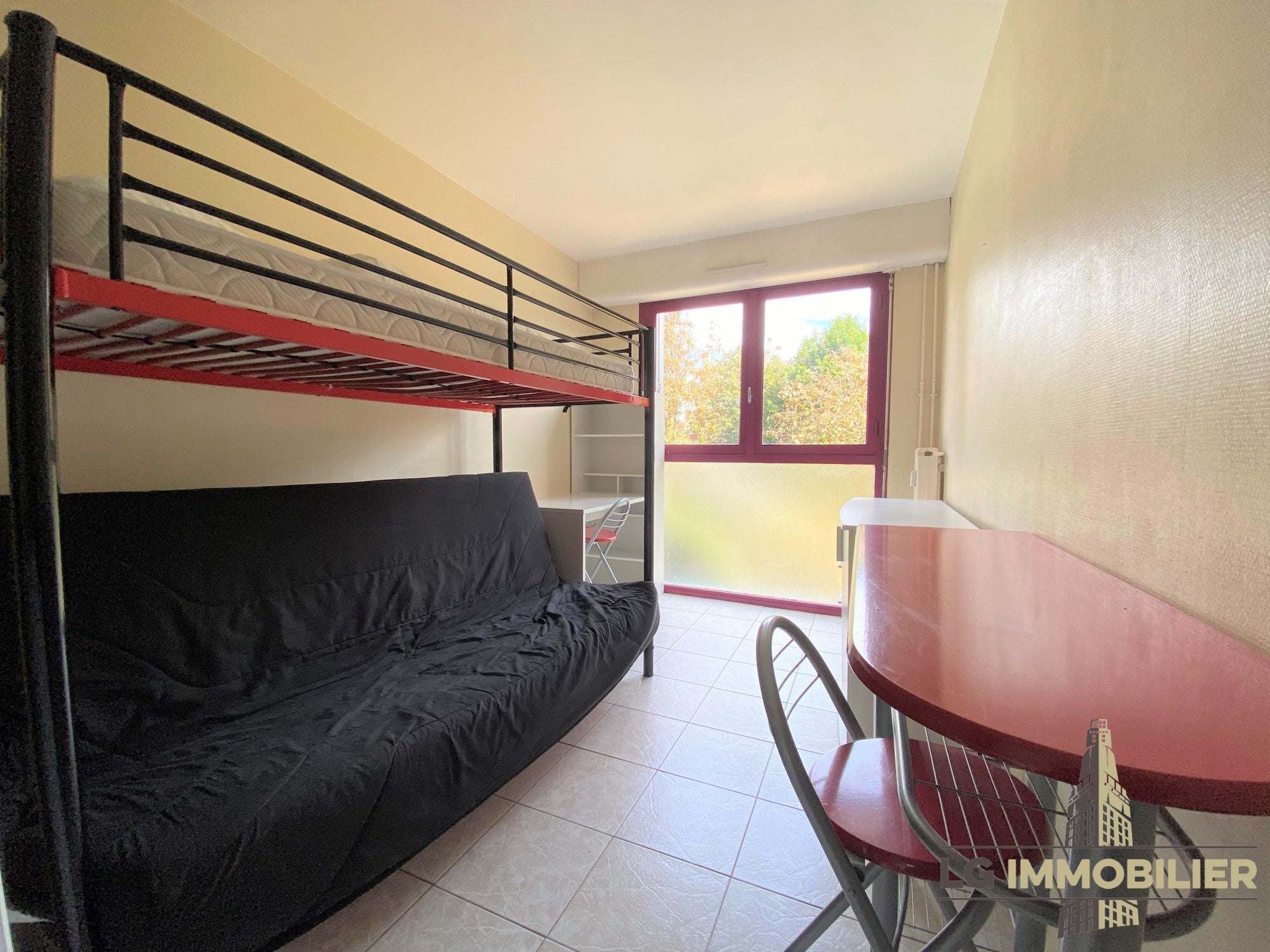 Flat Rue Henriville in Beaucourt-sur-l'Hallue