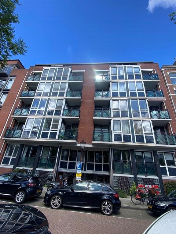 Woning te huur: Bilderdijkkade, Amsterdam