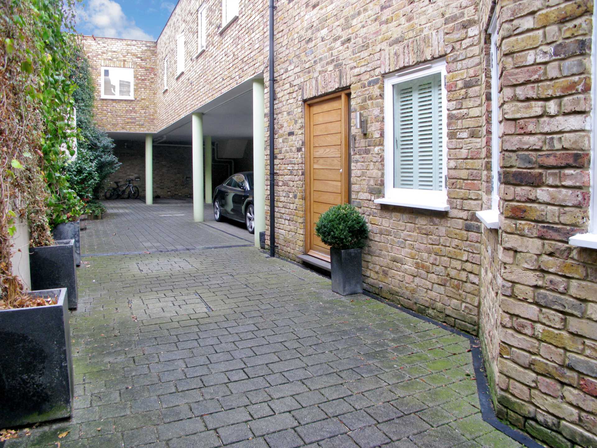 House Bravington Road in London