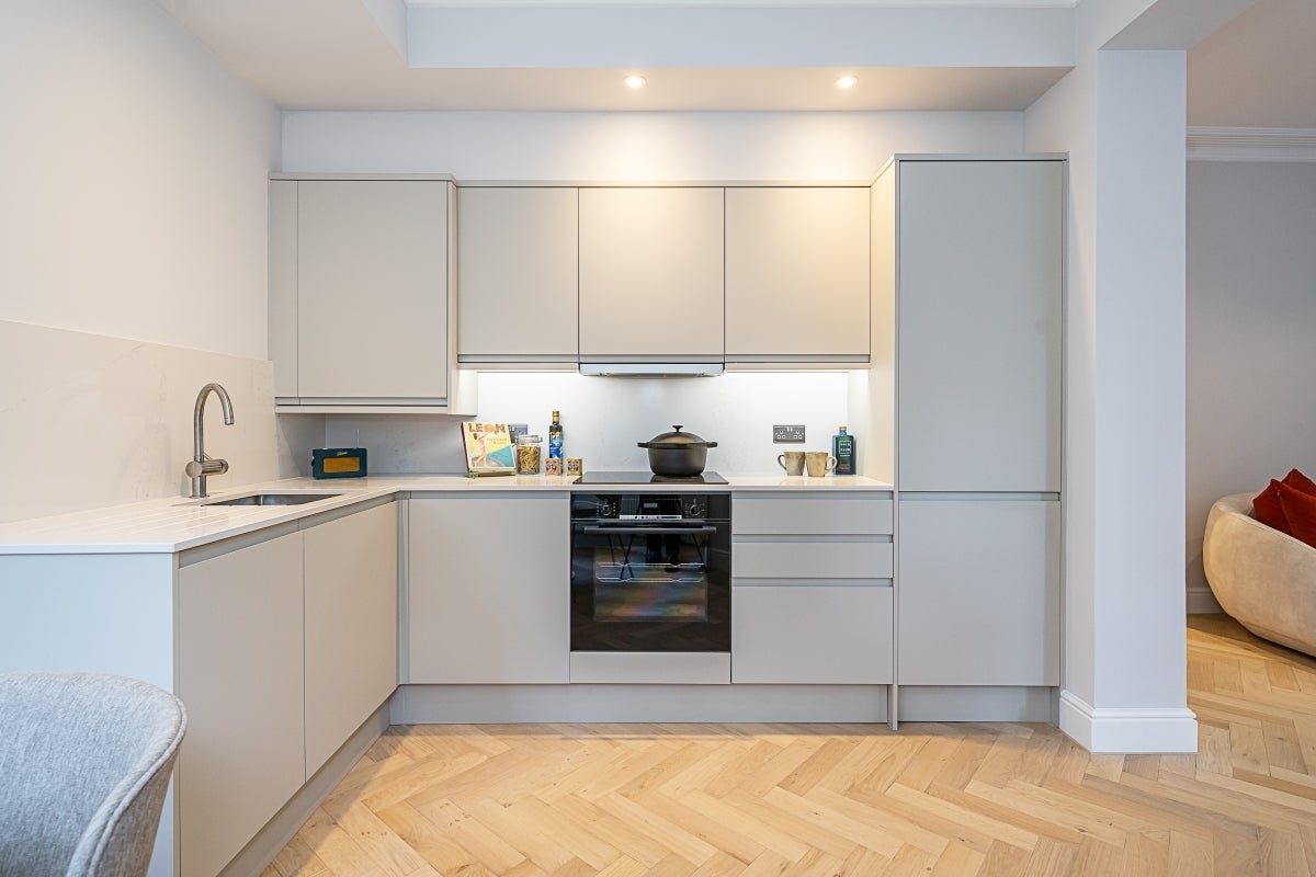 Flat King Street in Greater London