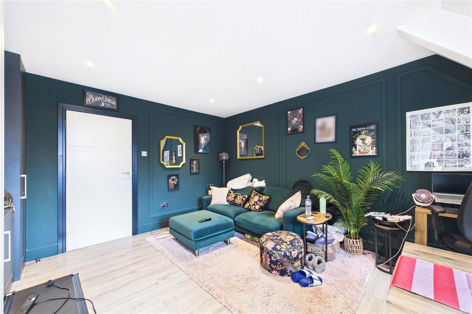 Flat Grangely Close in Holybrook