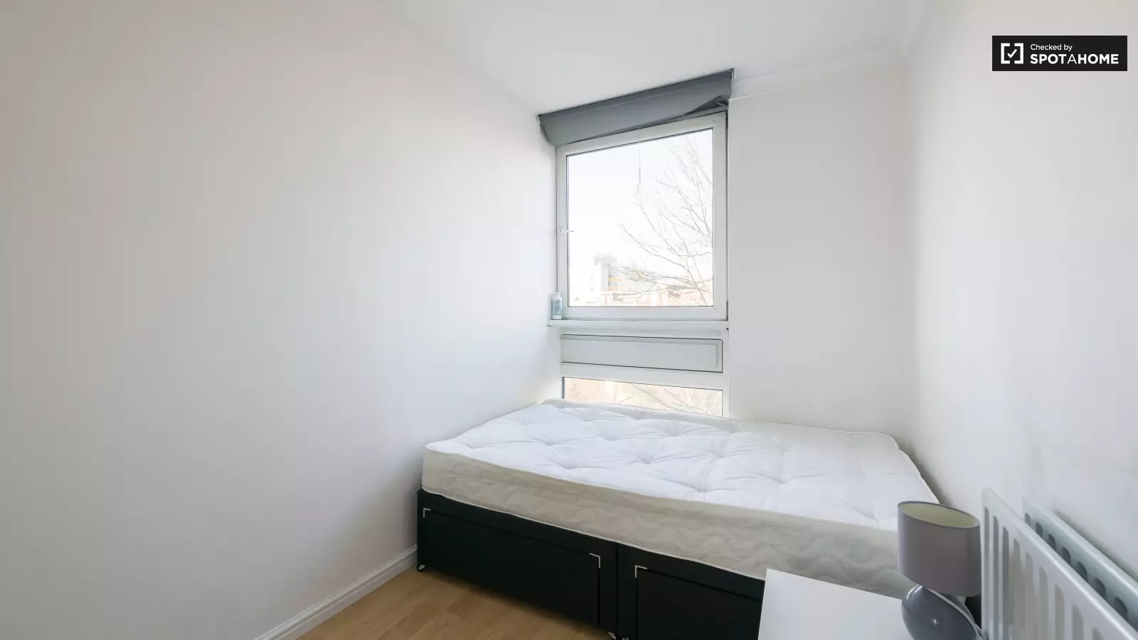 Flat St Anns Road in Greater London