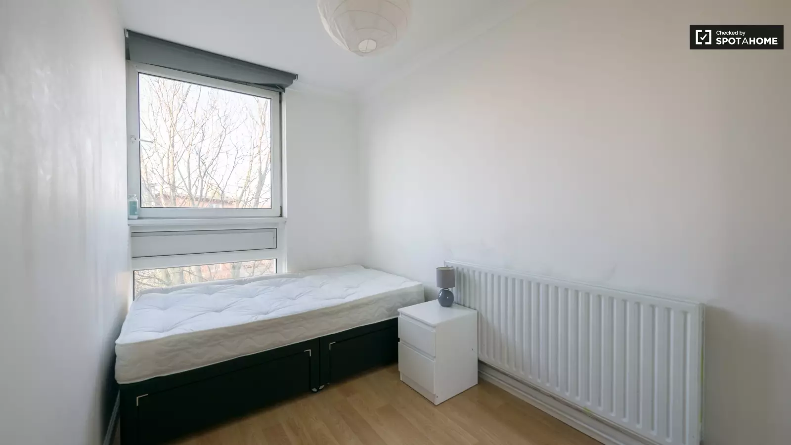 Flat St Anns Road in Greater London