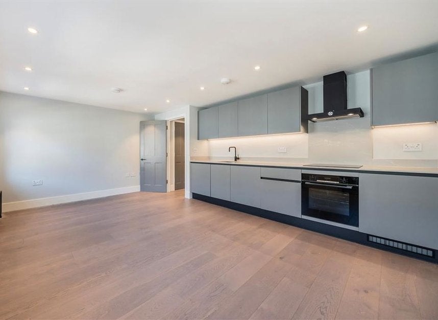 Flat Charlotte Street in Greater London