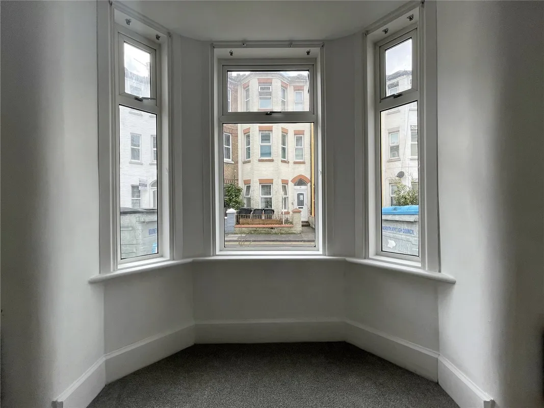 Flat Purbeck Road in Bournemouth