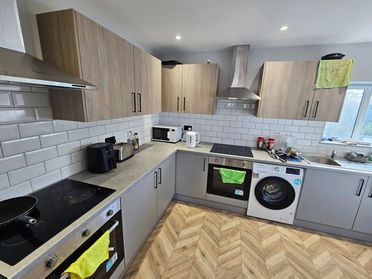 Flat Lavender Rise in Greater London
