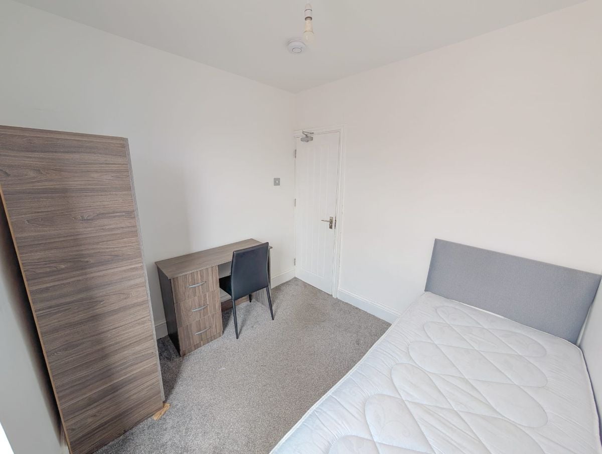 Room Worsley Street in Salford