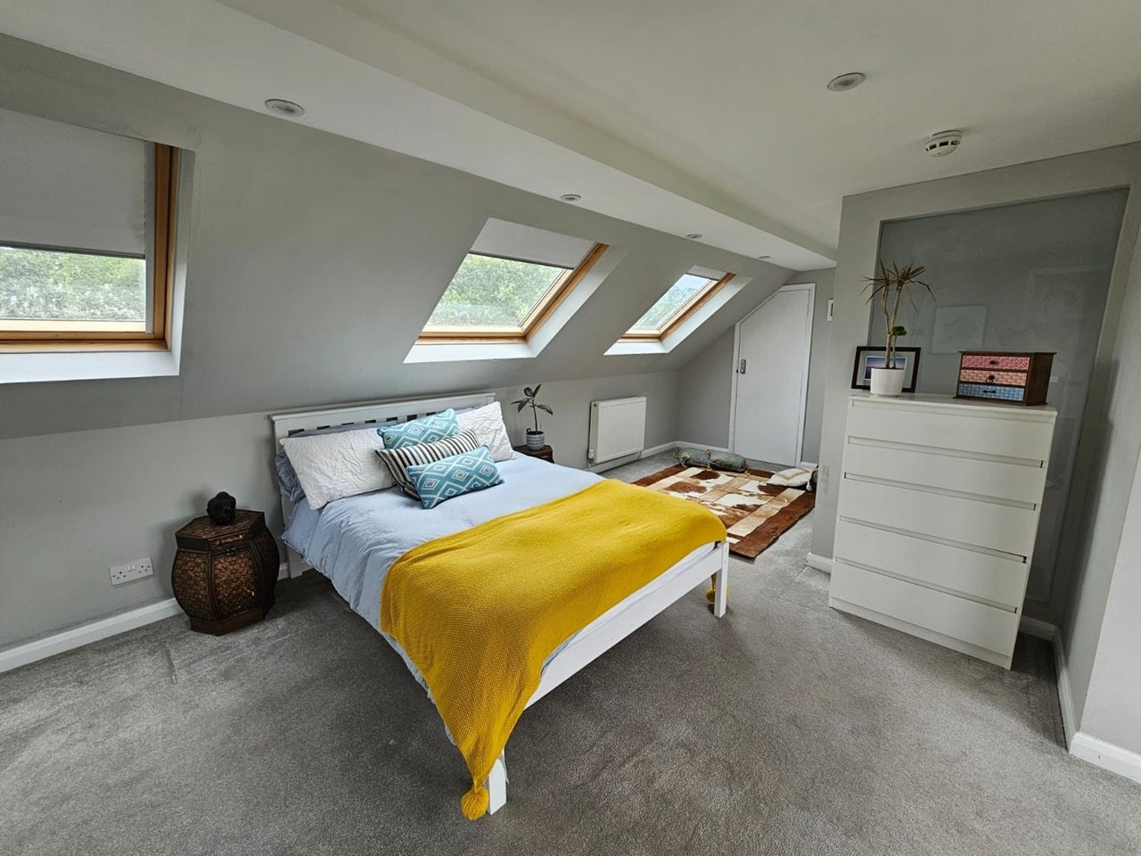 Room Covington Way in Greater London