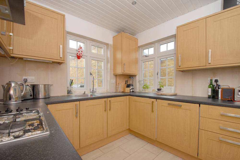 Flat Sefton Street in Greater London