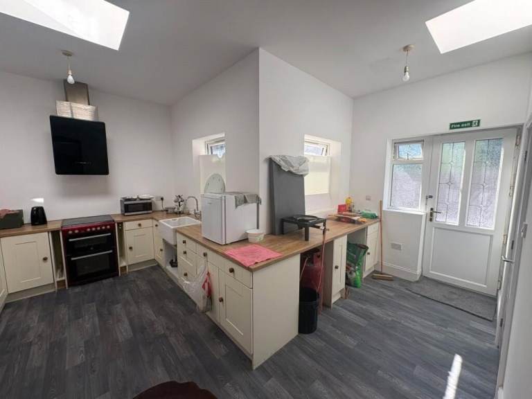 Room Belgrave Road in Chadderton