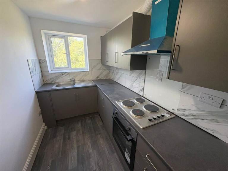 Room Belgrave Road in Chadderton