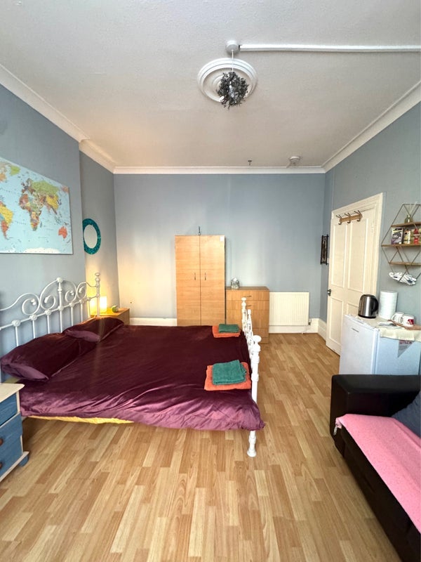 Room Brailsford Road in Greater London