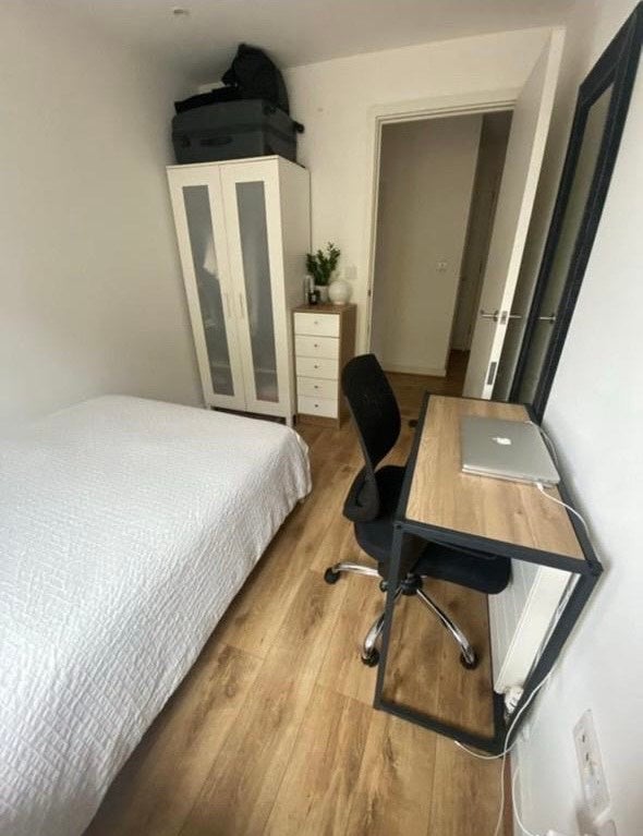 Room Eden Grove in Greater London