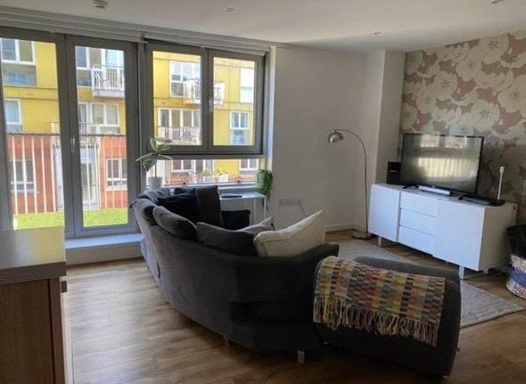 Room Eden Grove in Greater London