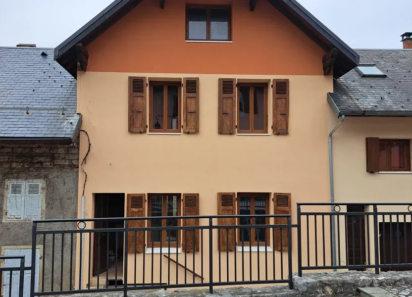 Flat Vieille route des Martenons in Entremont-le-Vieux