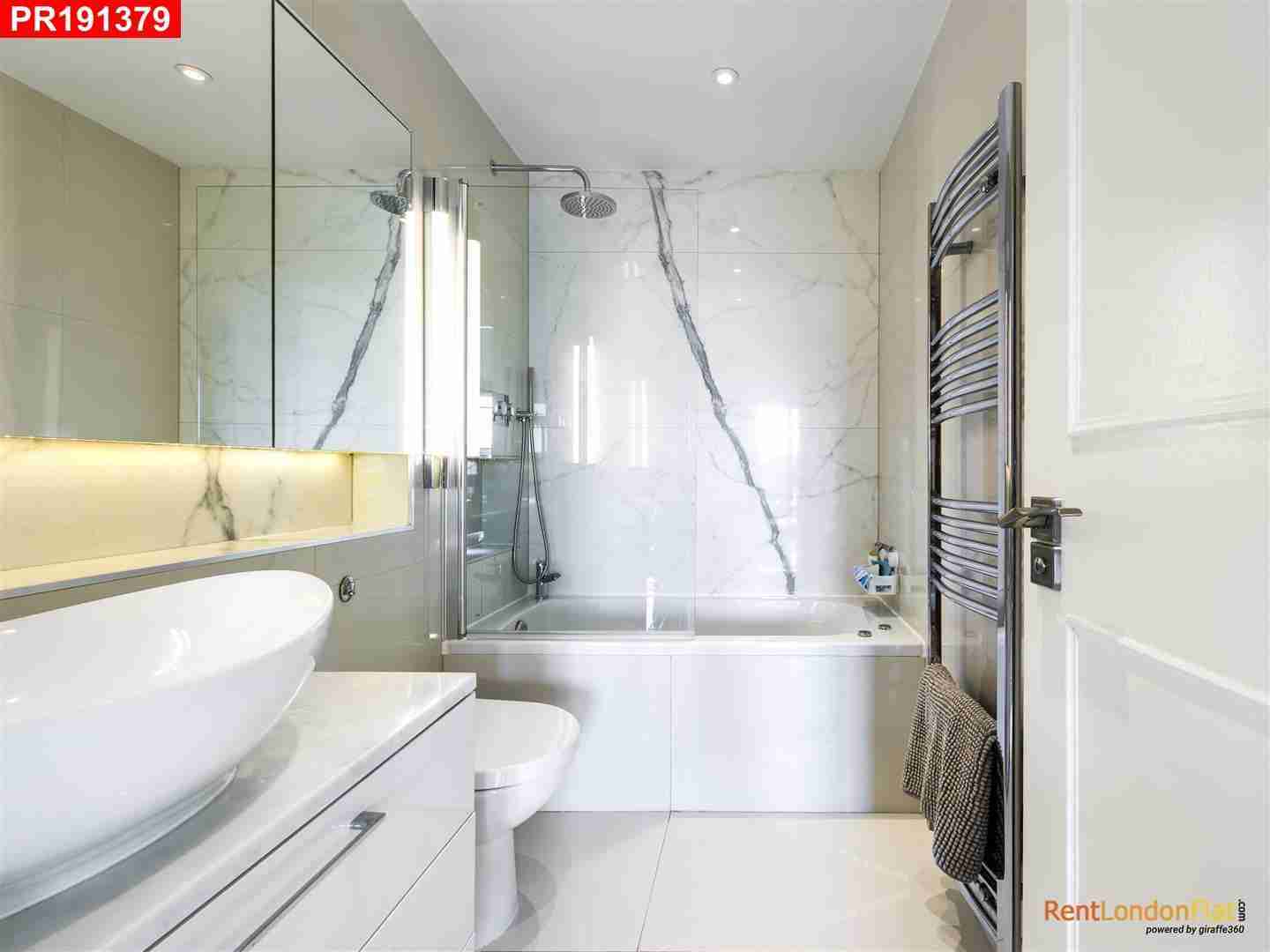 Flat Point W Access Road in Greater London