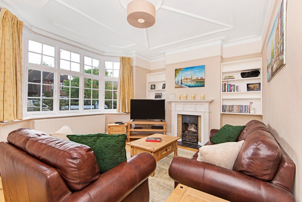 House Wilton Grove in Greater London