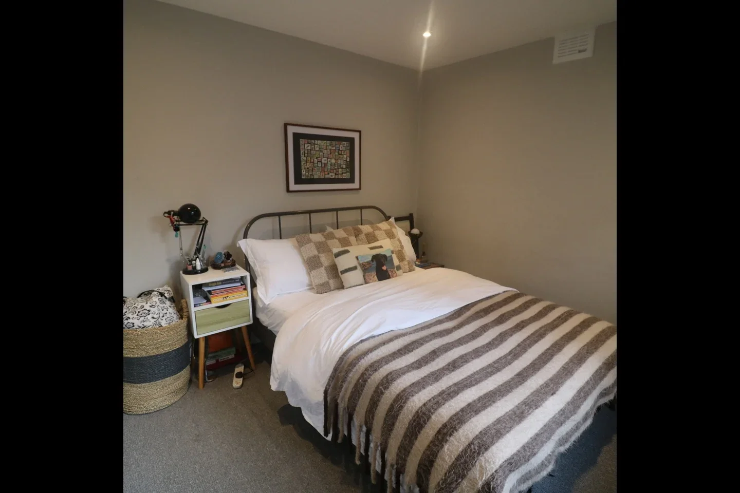 Flat Kellett Road in Greater London