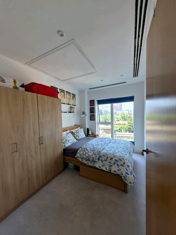 Room Cherry Orchard Road in Greater London