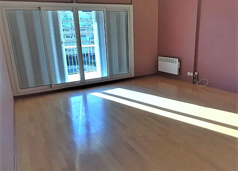 Appartement Rue Alphonse Daudet à Saint-Laurent-du-Var