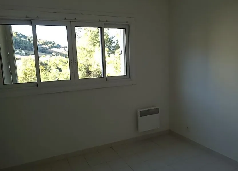 Appartement Rue Alphonse Daudet à Saint-Laurent-du-Var