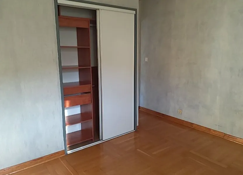Appartement Rue Alphonse Daudet à Saint-Laurent-du-Var