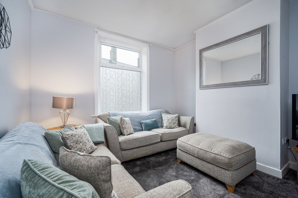 Room Back Albert Road in Calderdale