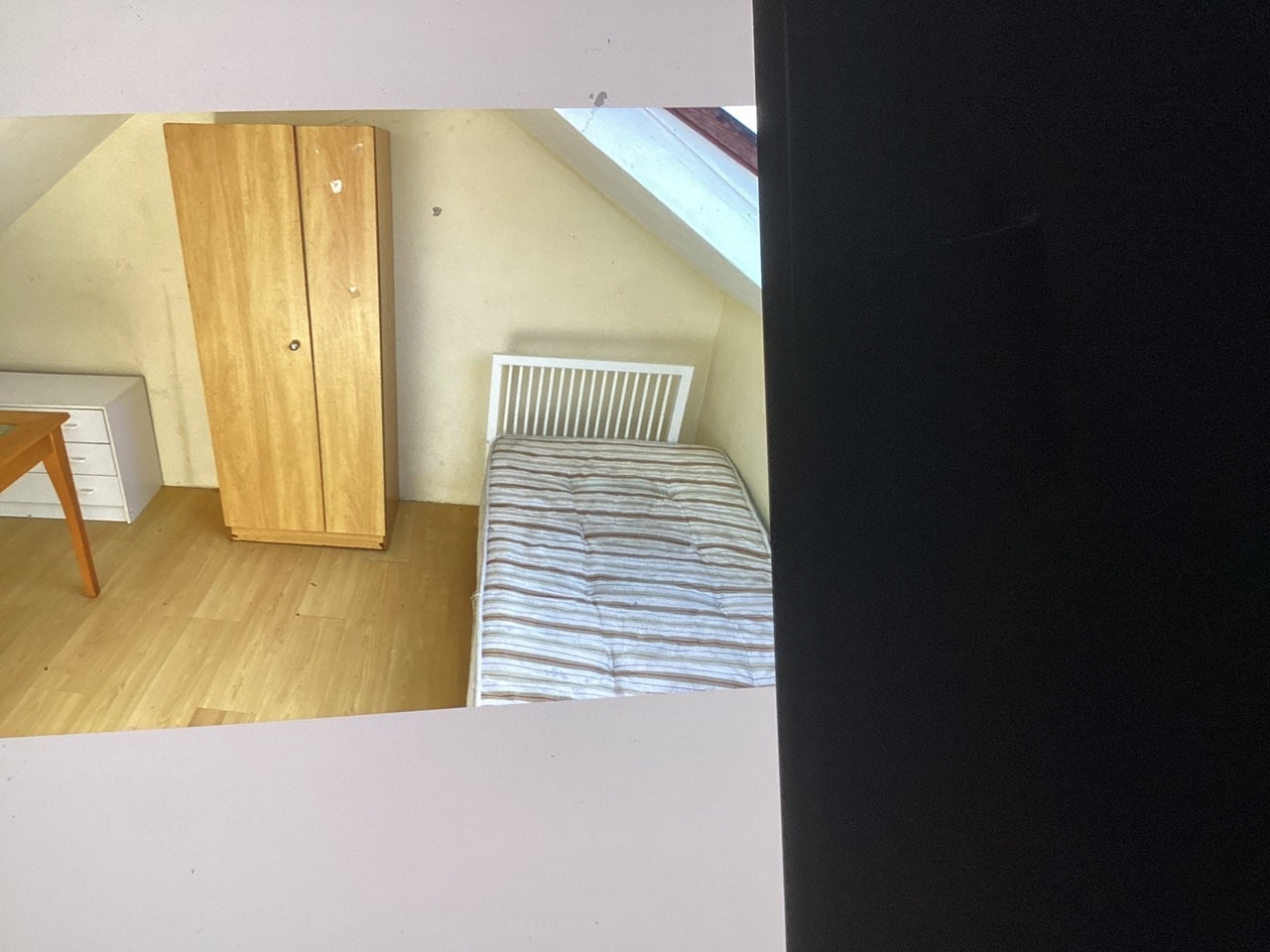 Room Lindisfarne Road in Greater London