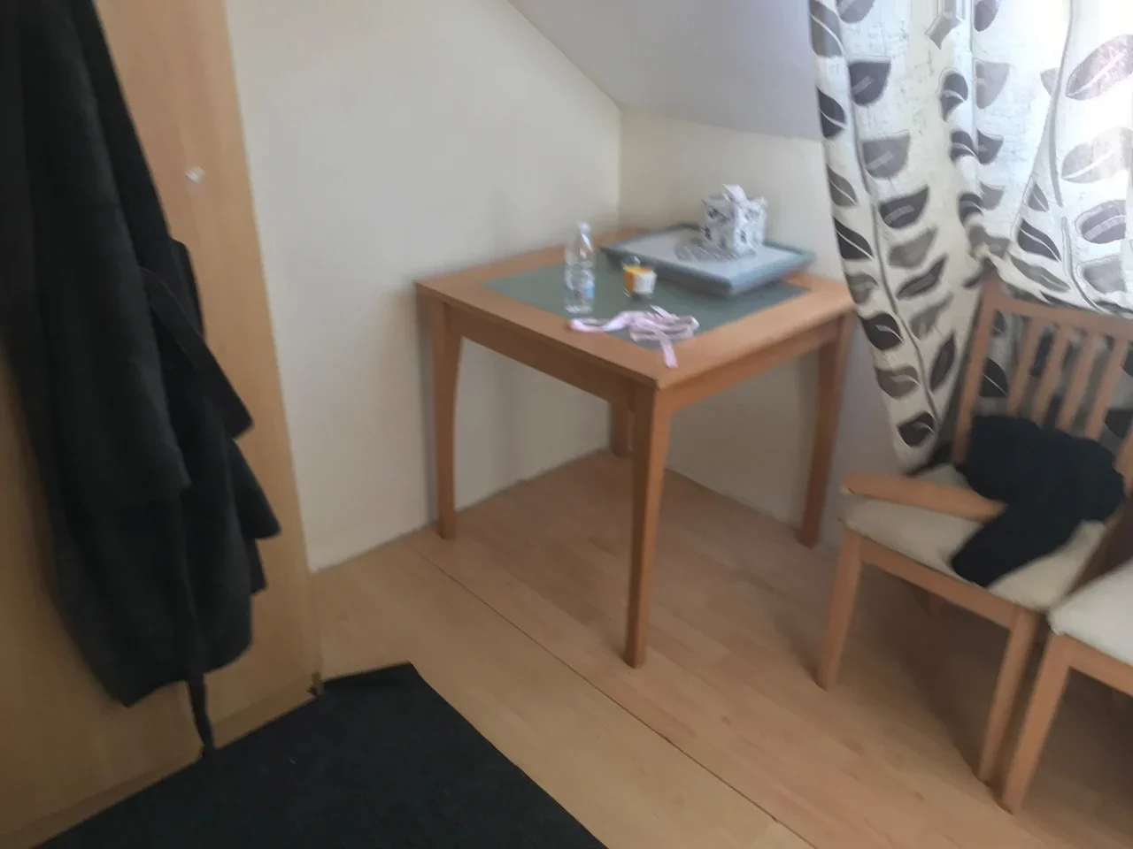 Room Lindisfarne Road in Greater London