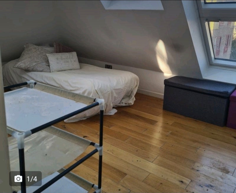 Room Cunard Walk in Greater London