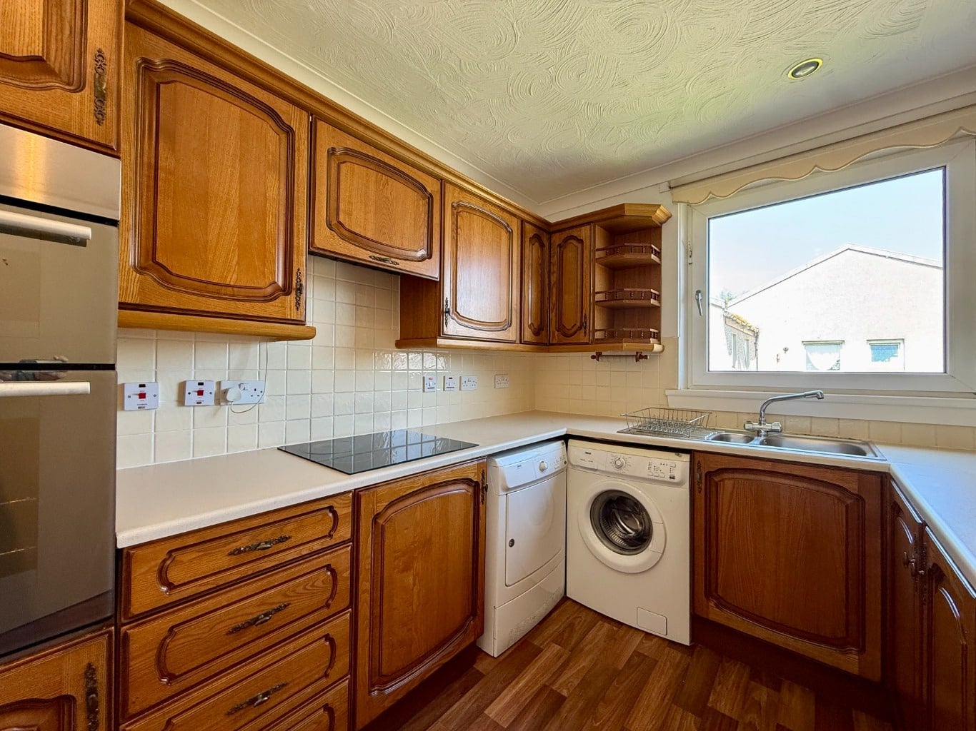 Flat Strathayr Place in Ayr