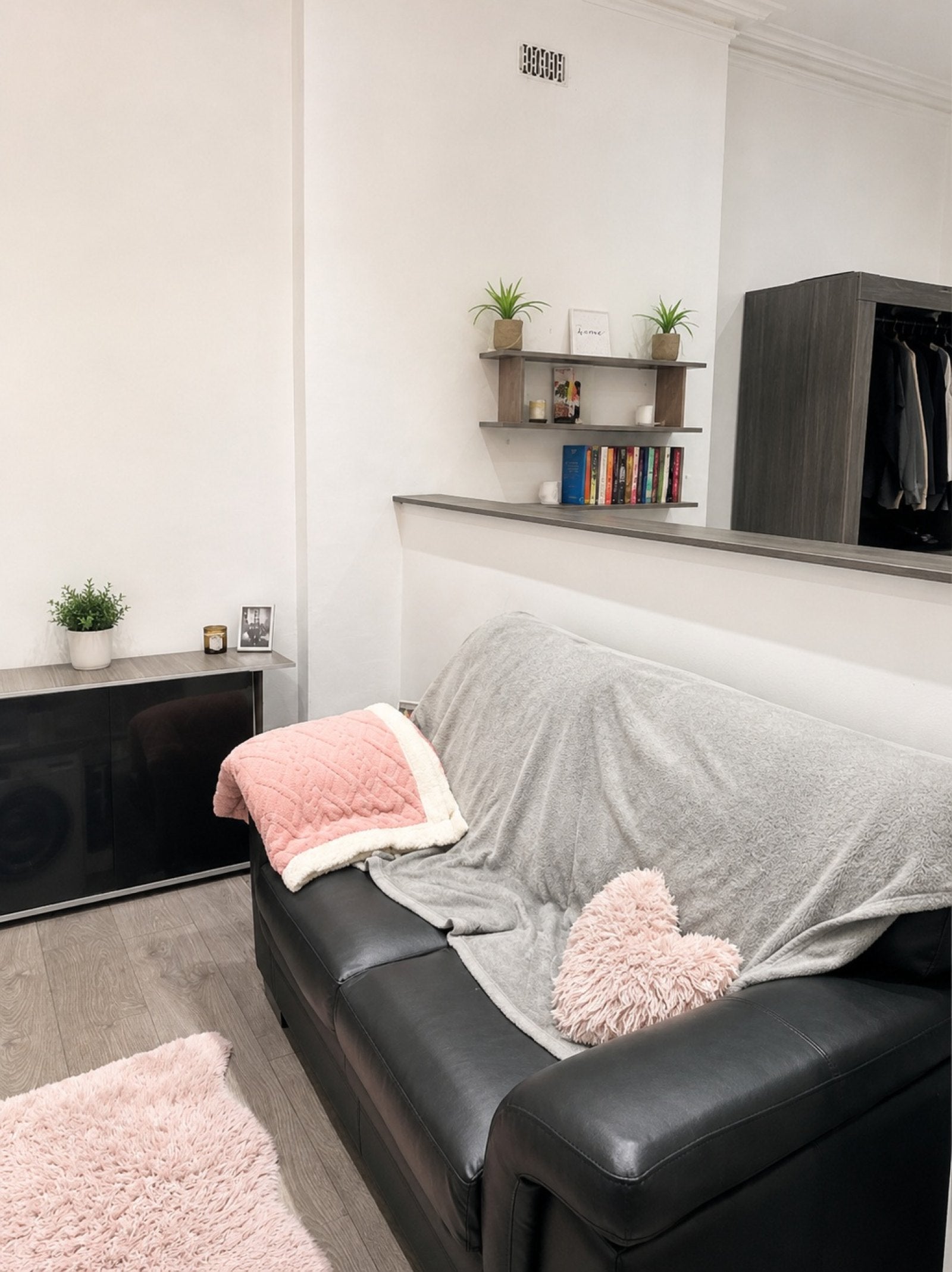 Room Derby Road in Charnwood