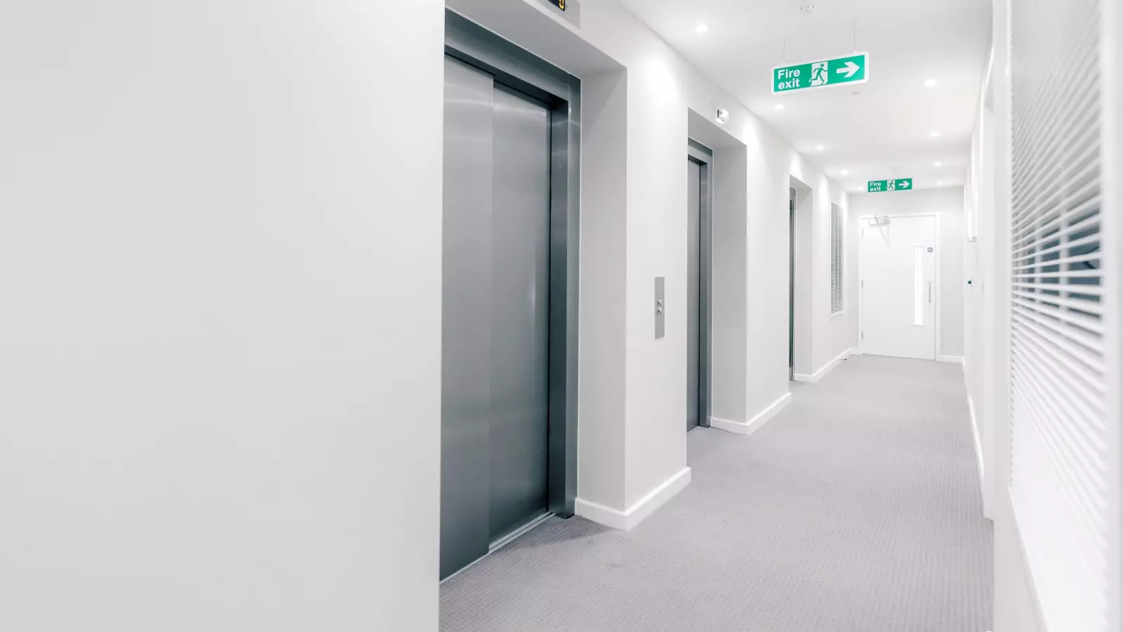 Flat Wandle Road in Greater London