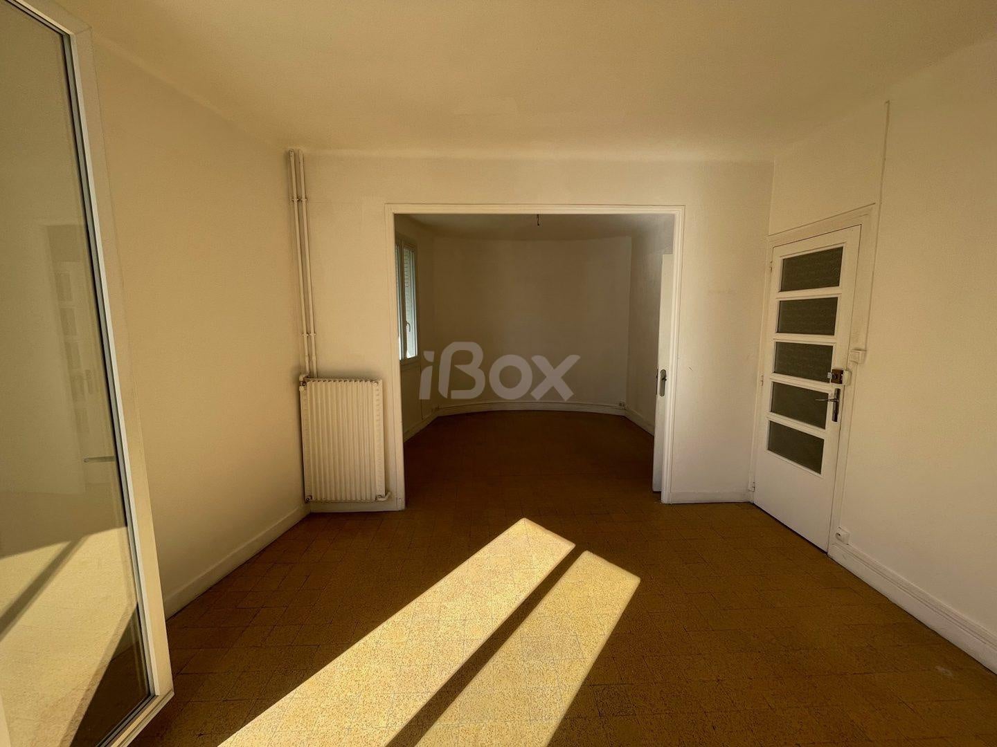 Flat Boulevard Grignan in Toulon