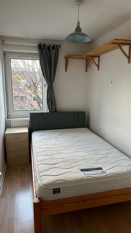 Room Bingfield Street in Greater London