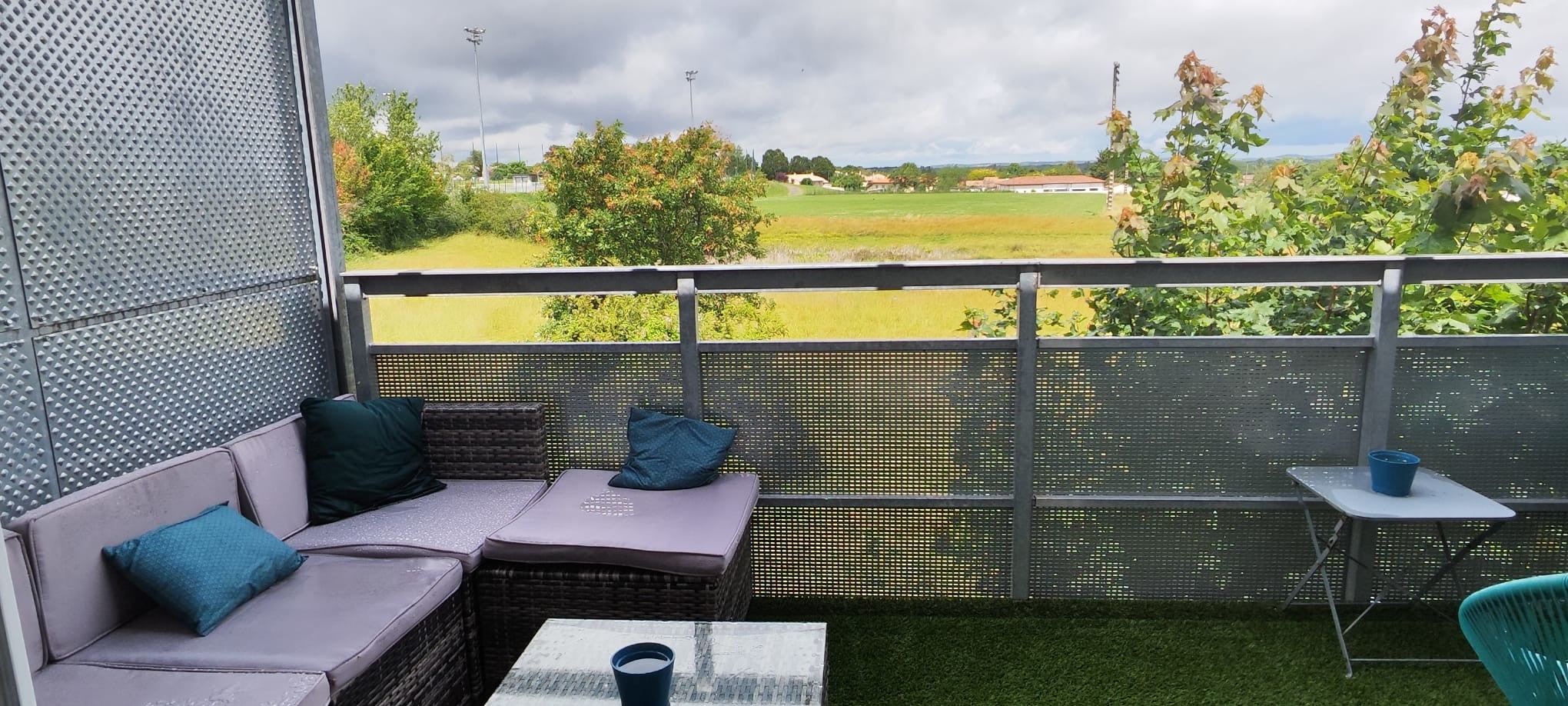 Flat Rue des Coteaux Bellevue in Pechbonnieu