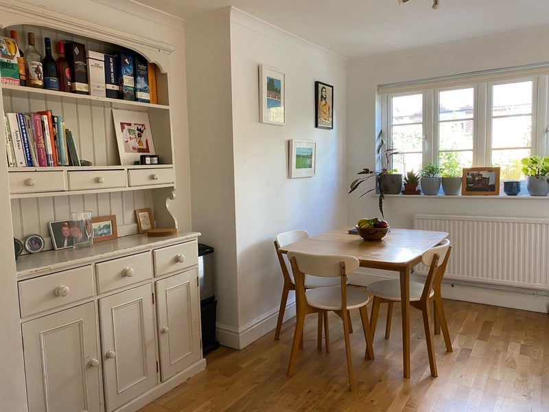 Room Victor Road in Greater London