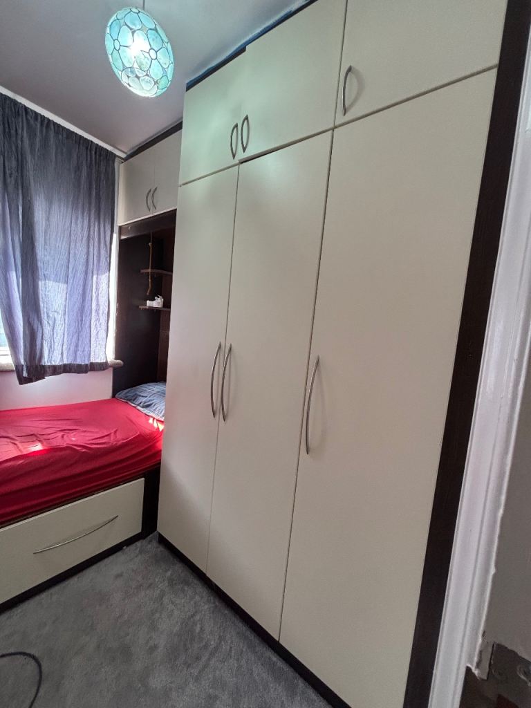 Room The Broadway in Greater London