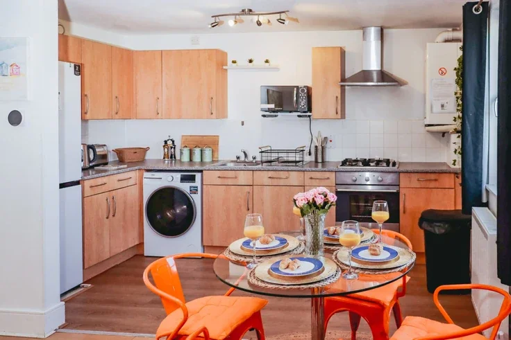 Flat Clayton Road in Greater London